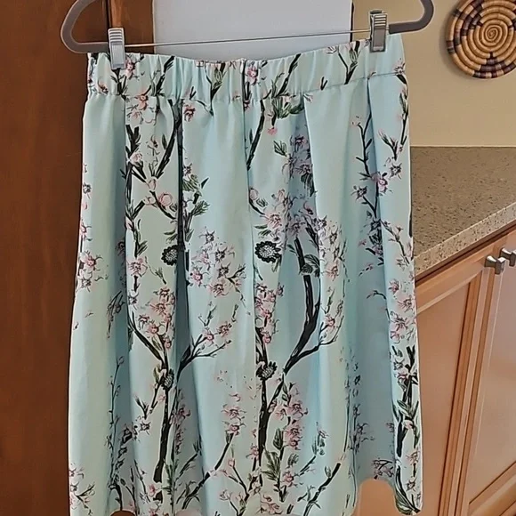 **Clearance** Vintage skirt - Picture 8 of 8